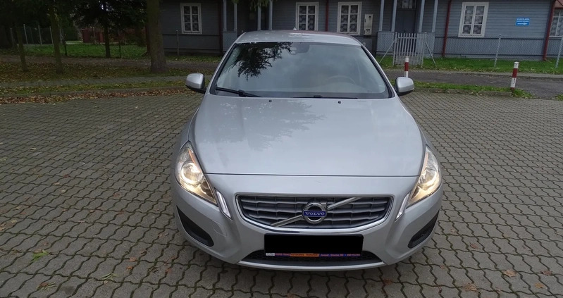 Volvo S60 cena 36900 przebieg: 190000, rok produkcji 2011 z Międzylesie małe 254